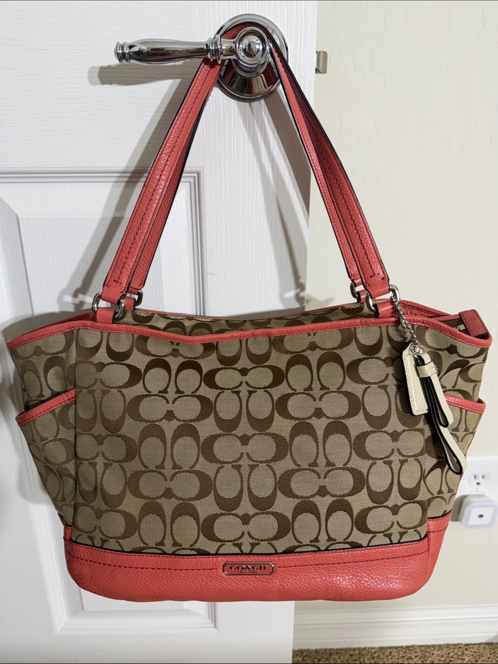 Coach Park Signature Carrie Tote in beautiful Khaki & Coral Orange!